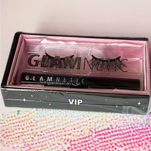 Glamnetic VIP lash box - Picture 2 of 8